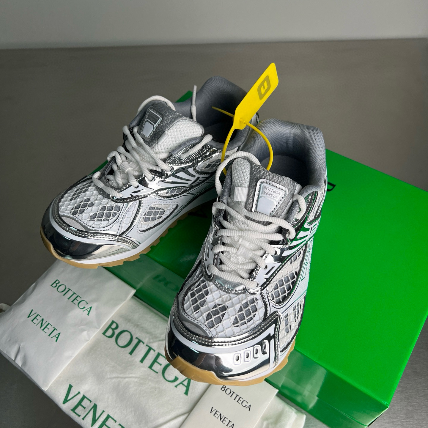 보테가베네타 남녀공용 신발 운동화 스니커즈
