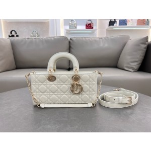 디올 M0540 레이디 백 여자가방