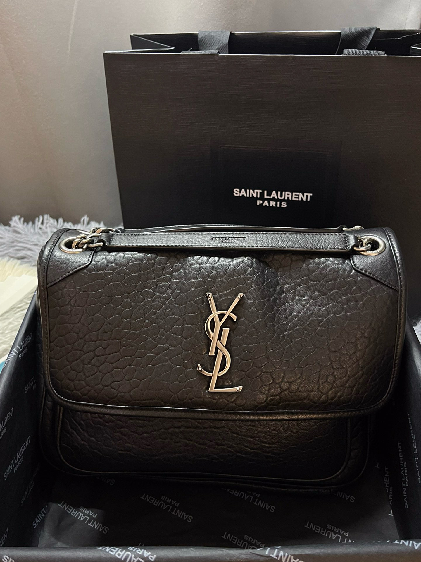 생로랑 633178 미디움 여자가방