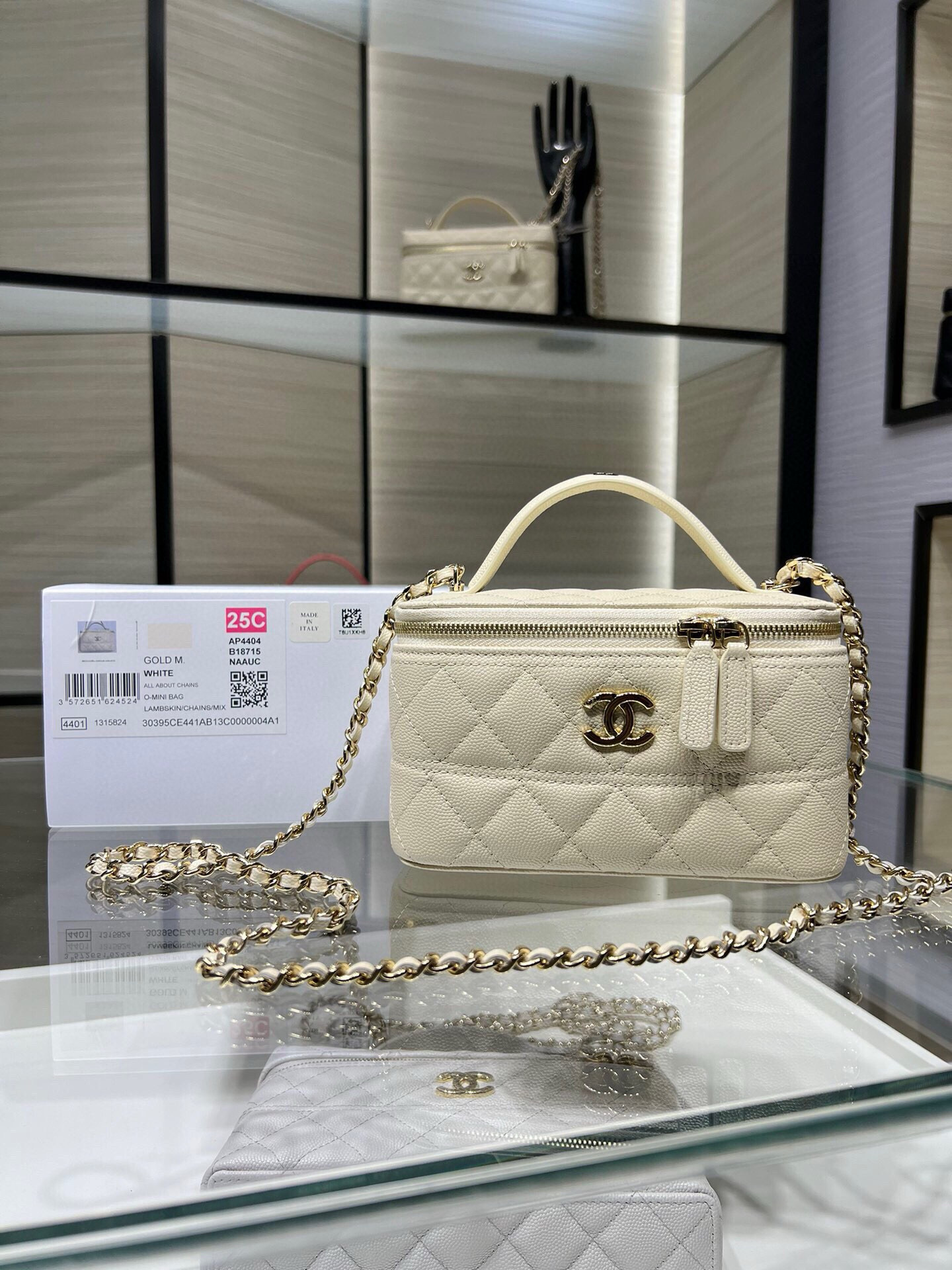 샤넬 여자가방 AP4404Y