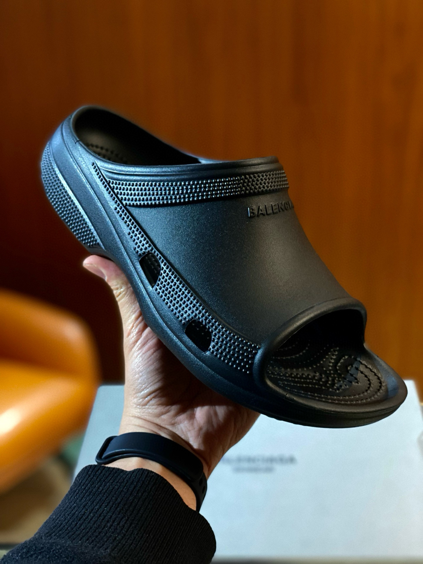 발렌시아가 남자 슬리퍼