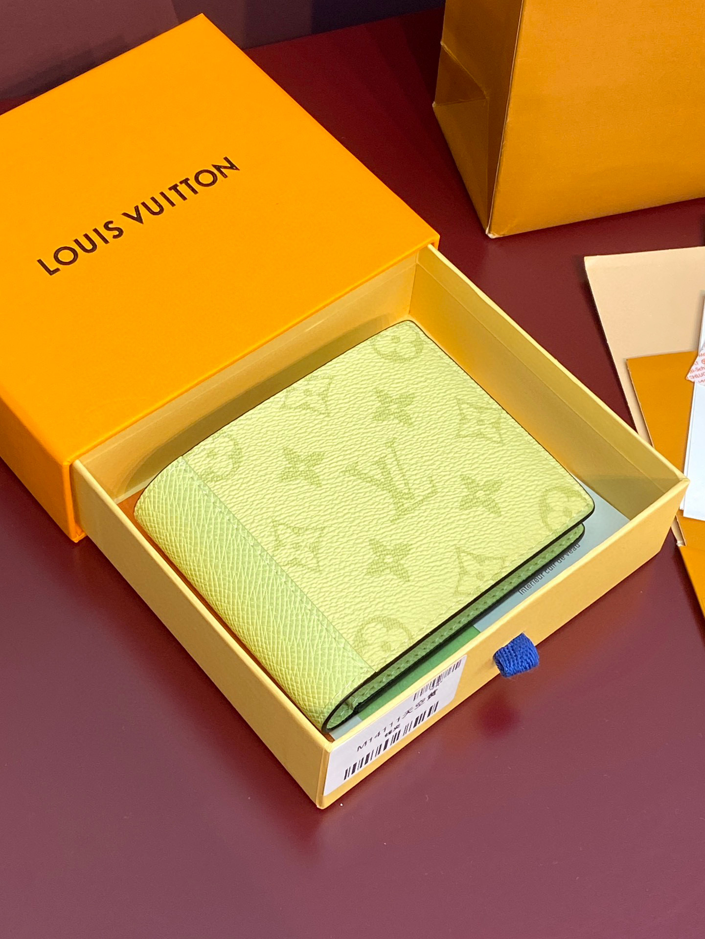 루이비통 남자 반지갑 M14111