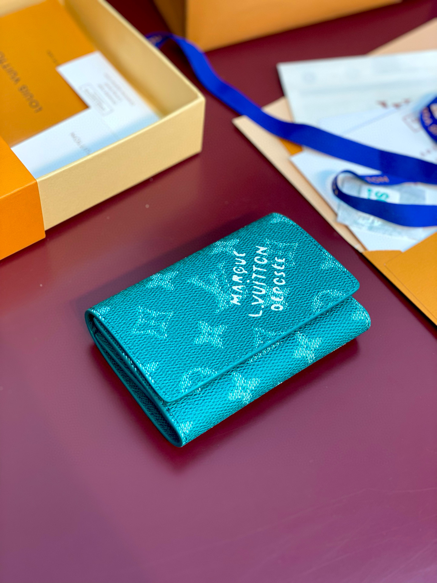 루이비통 여자 반지갑 M13222