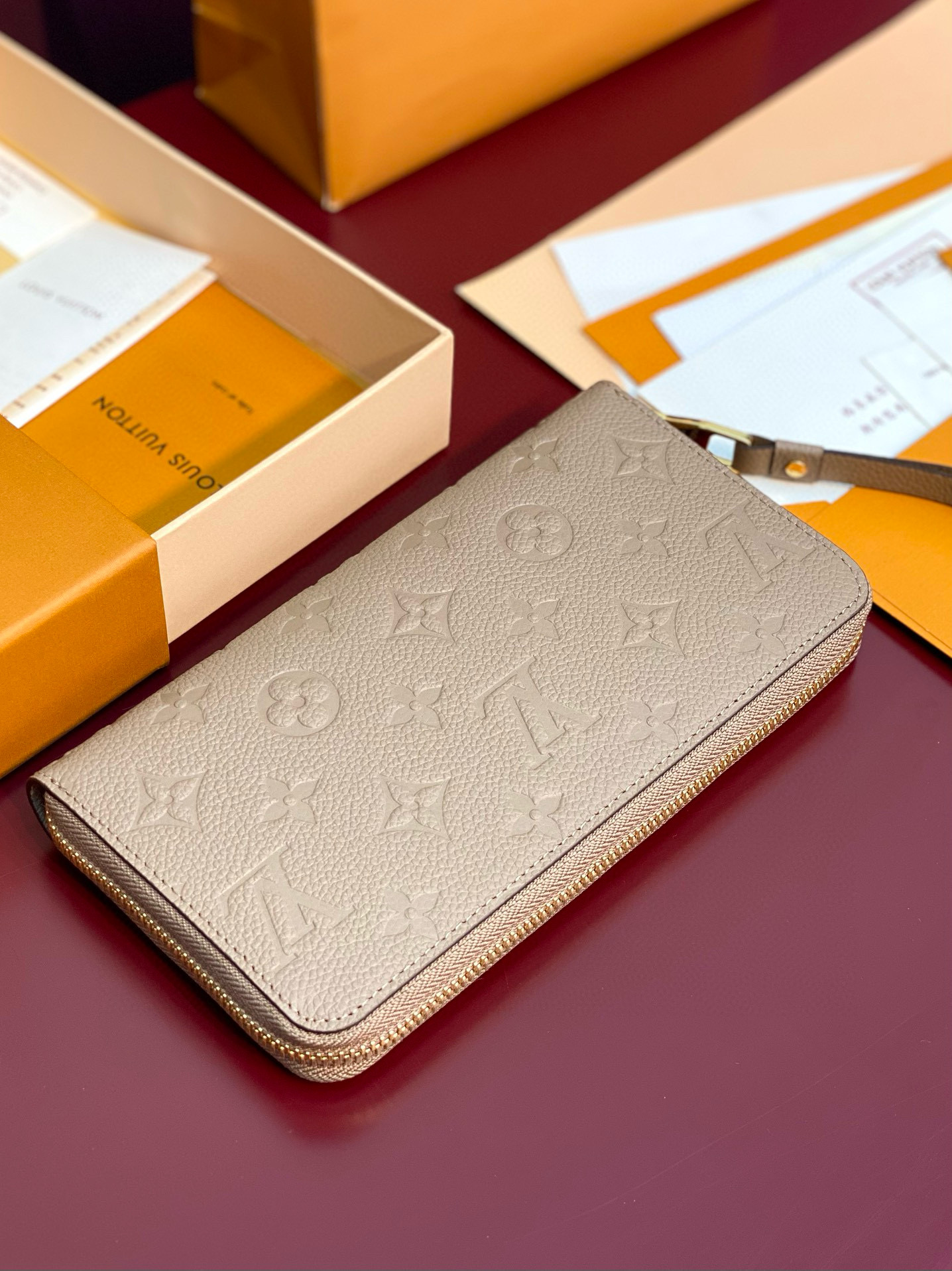 루이비통 여자 장지갑 M69034