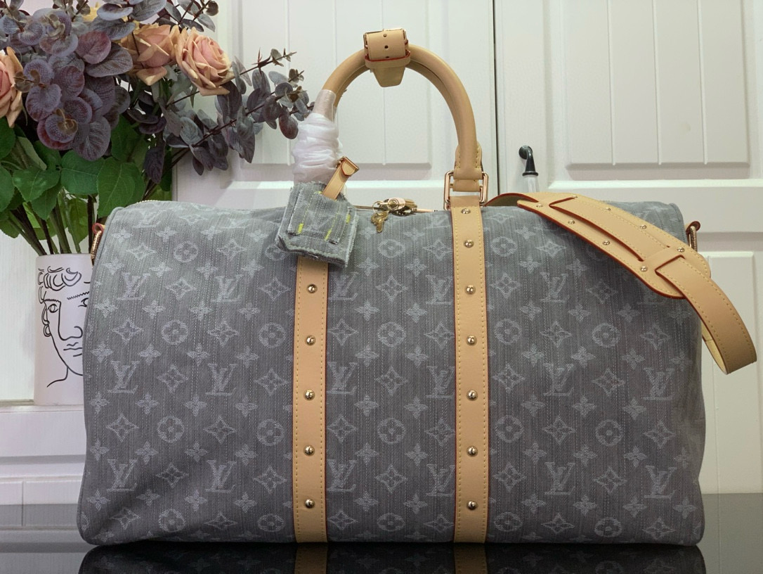 루이비통 m13748 여행가방
