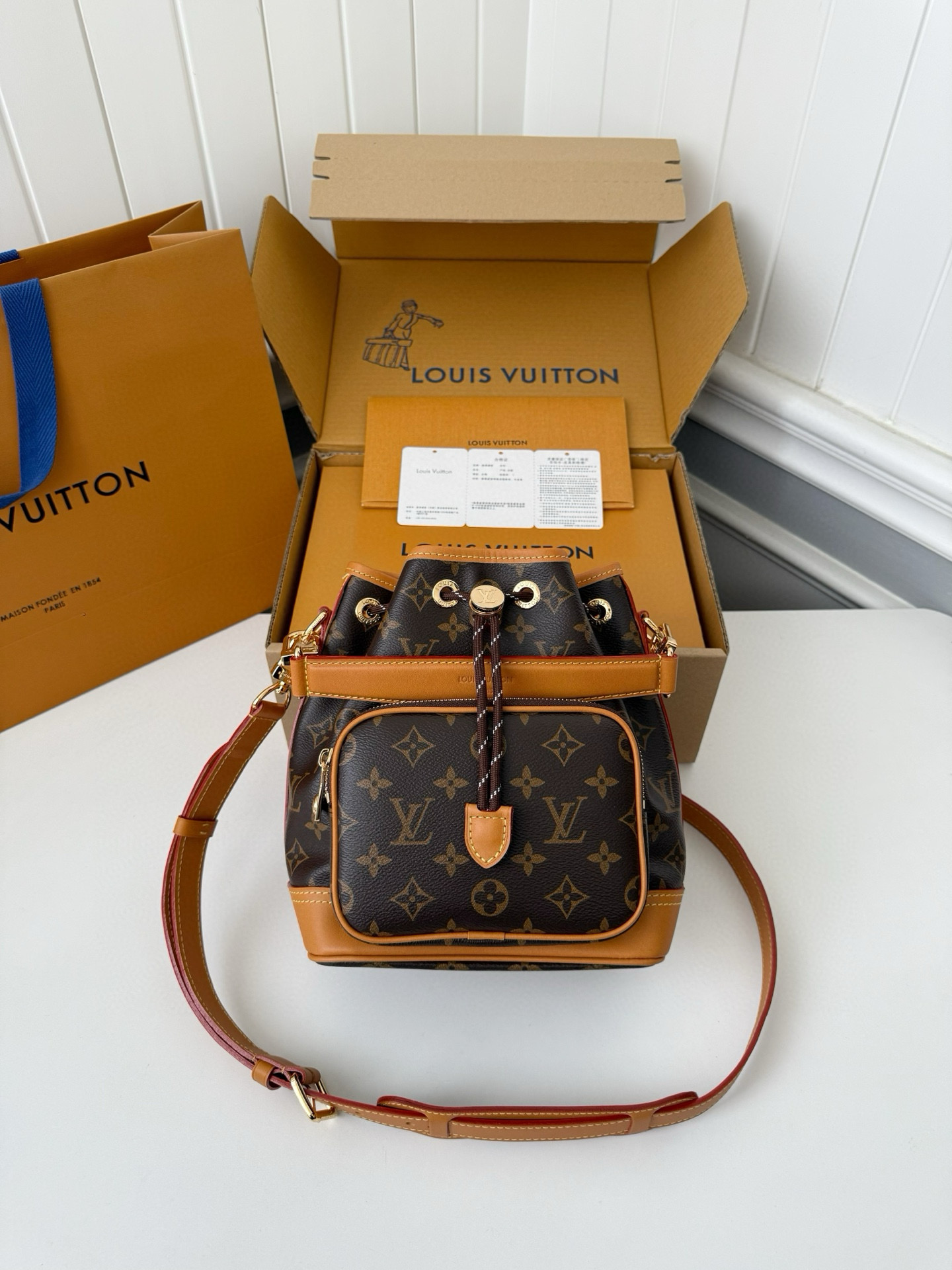 루이비통 M14017 여자가방