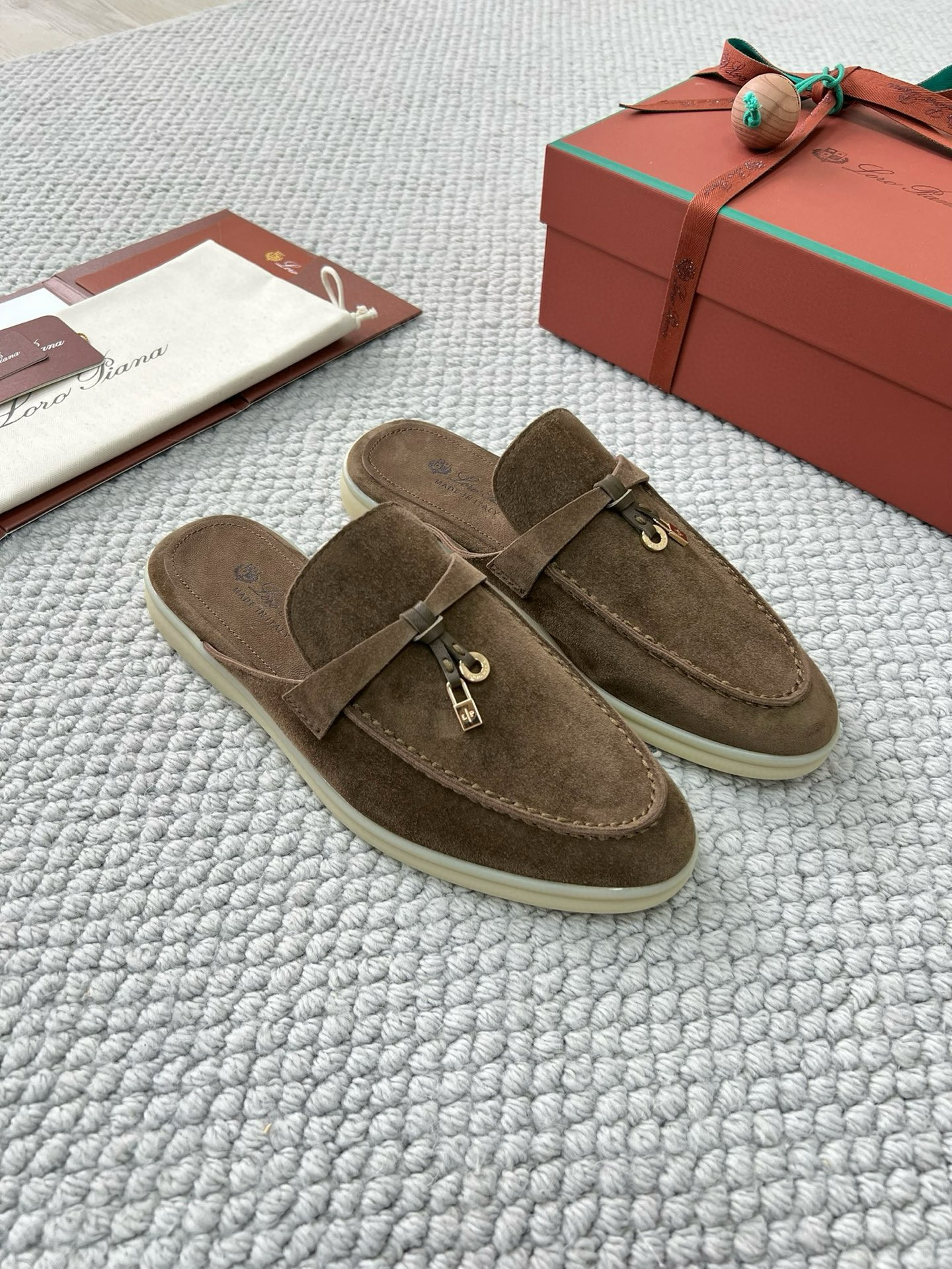 로로피아나 여자 슬리퍼 신발