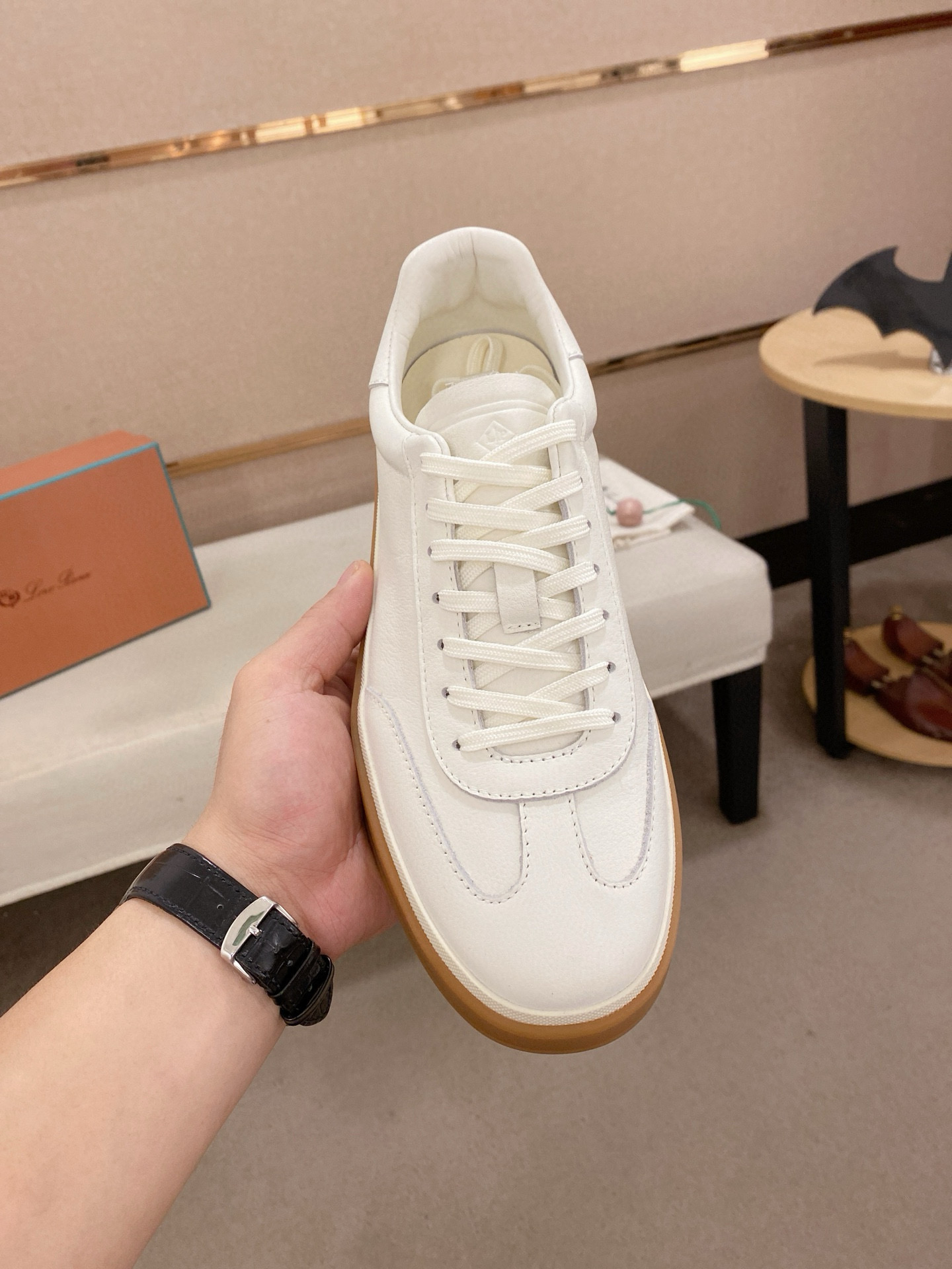 로로피아나 남자 신발 운동화 스니커즈