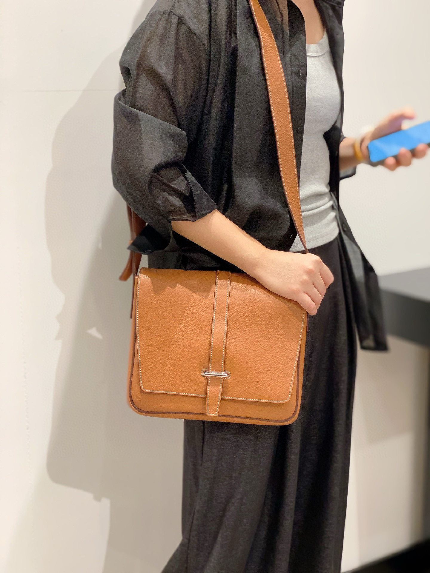 에르메스 스티브 라이트 주니어 메신저백