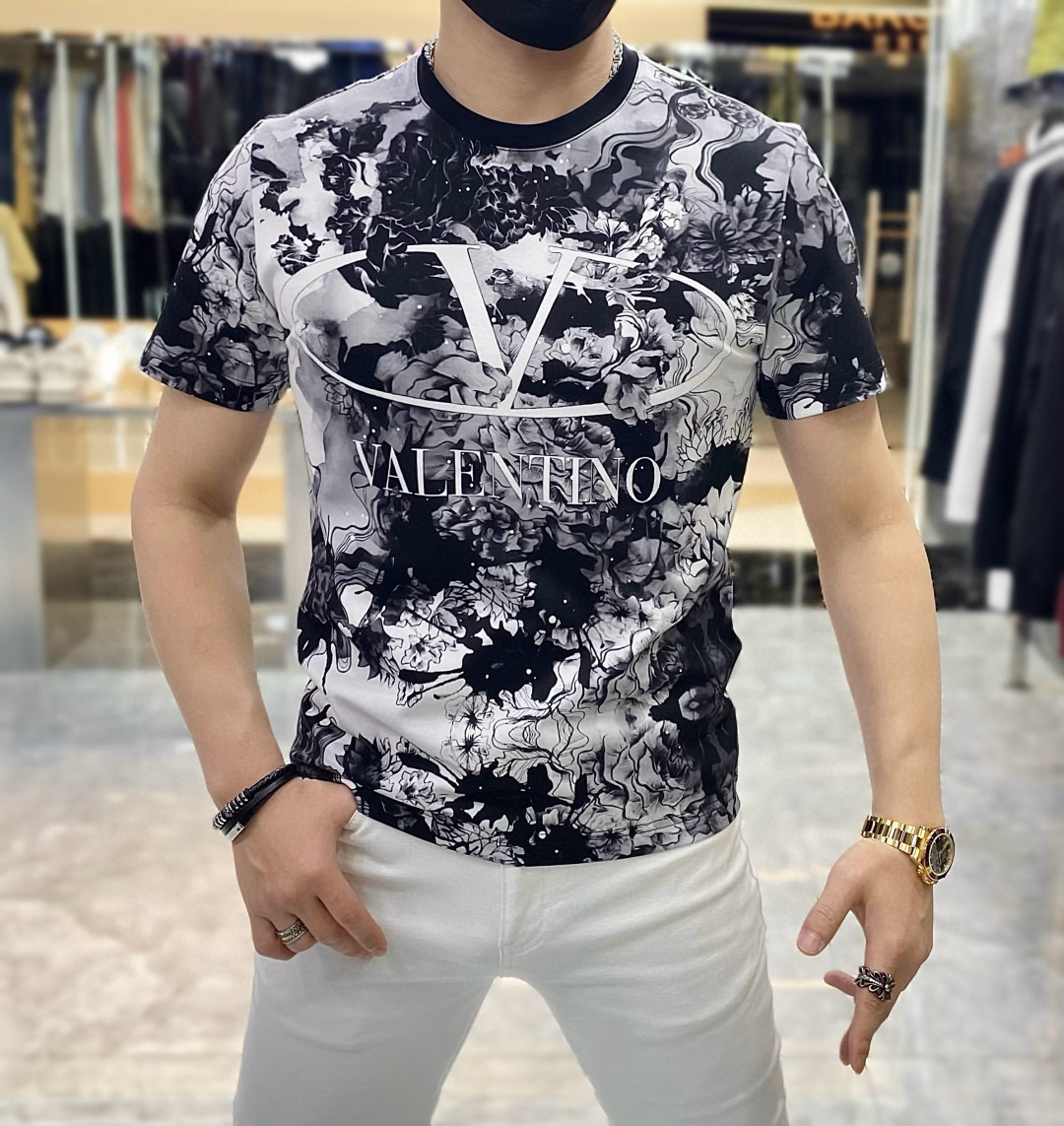 발렌티노 남자 반팔티