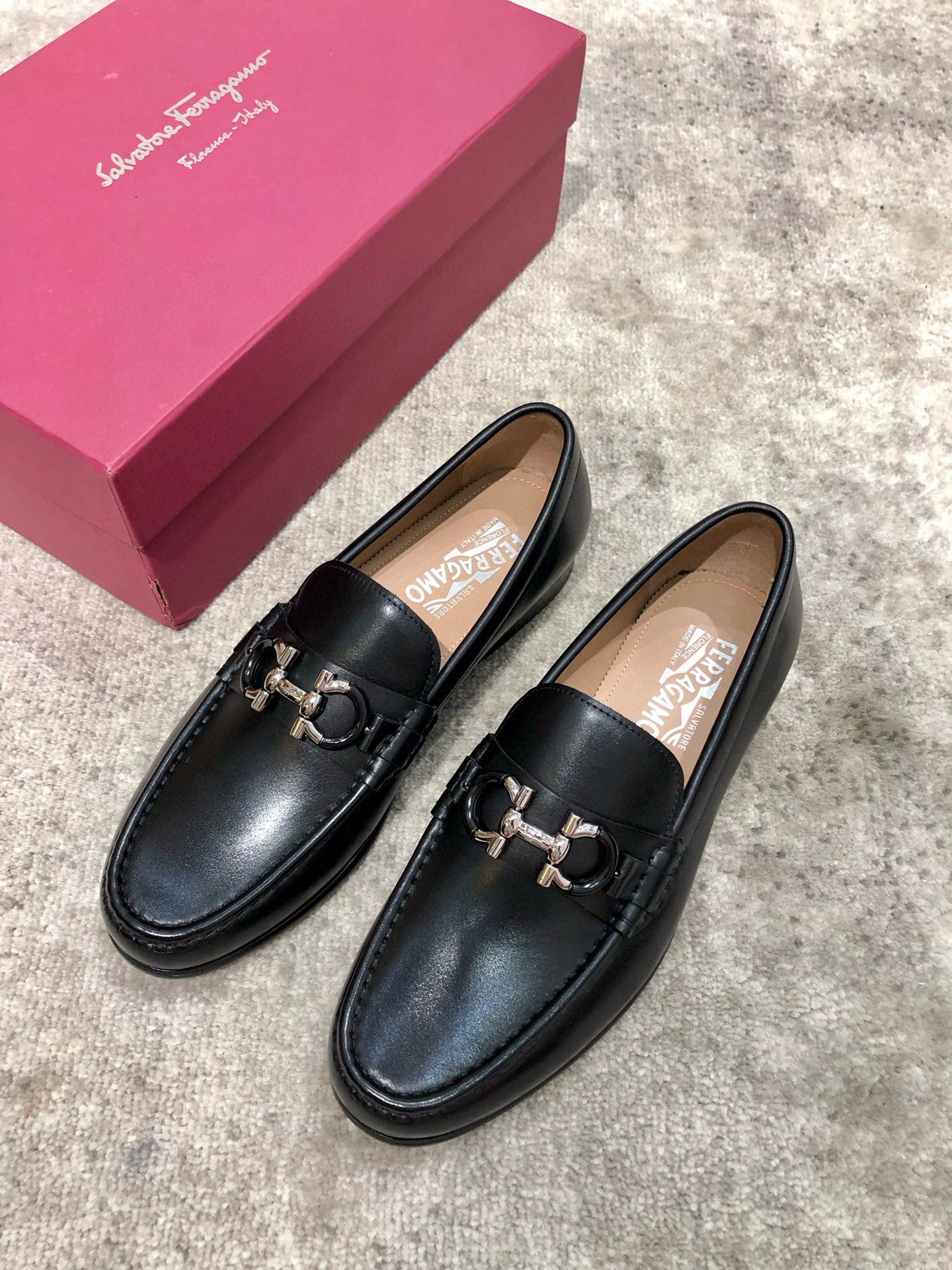 페라가모 남자 구두