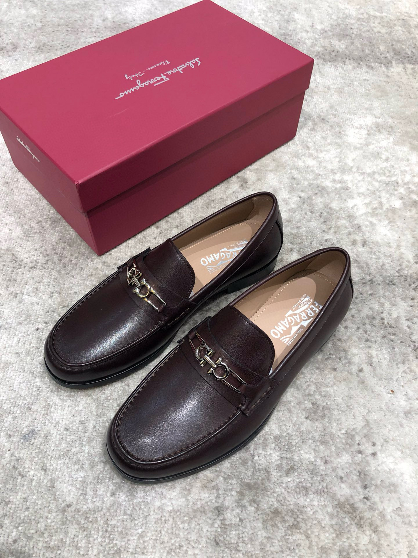 페라가모 남자 구두