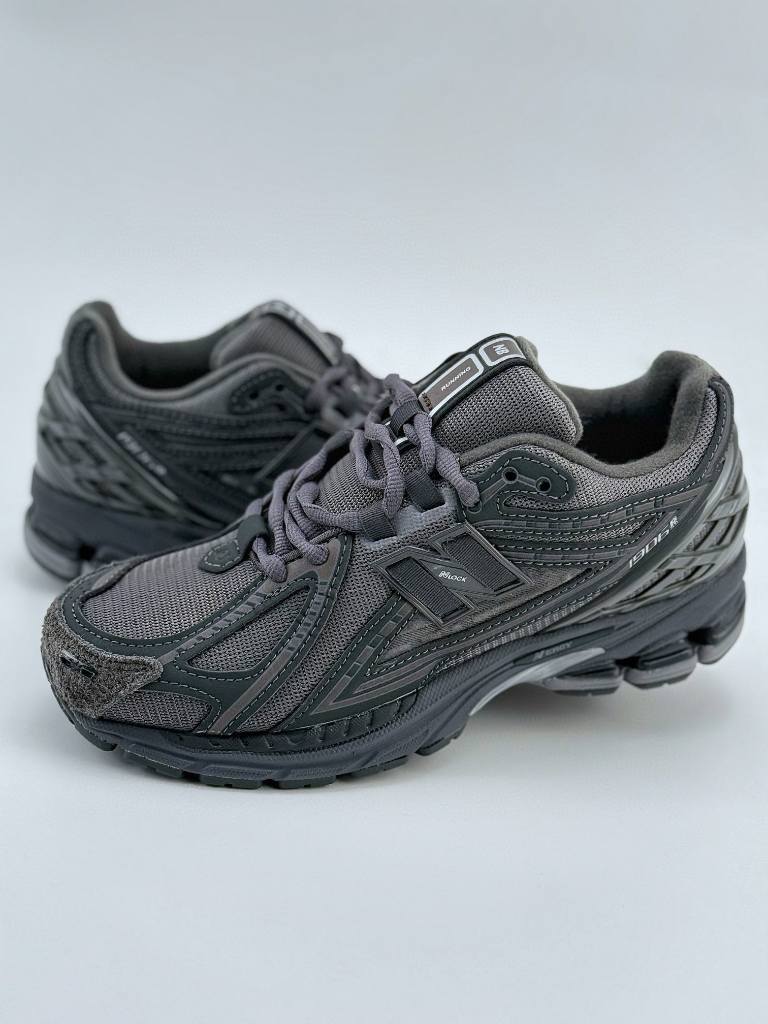 뉴발란스 1906 남녀공용 신발 운동화 스니커즈