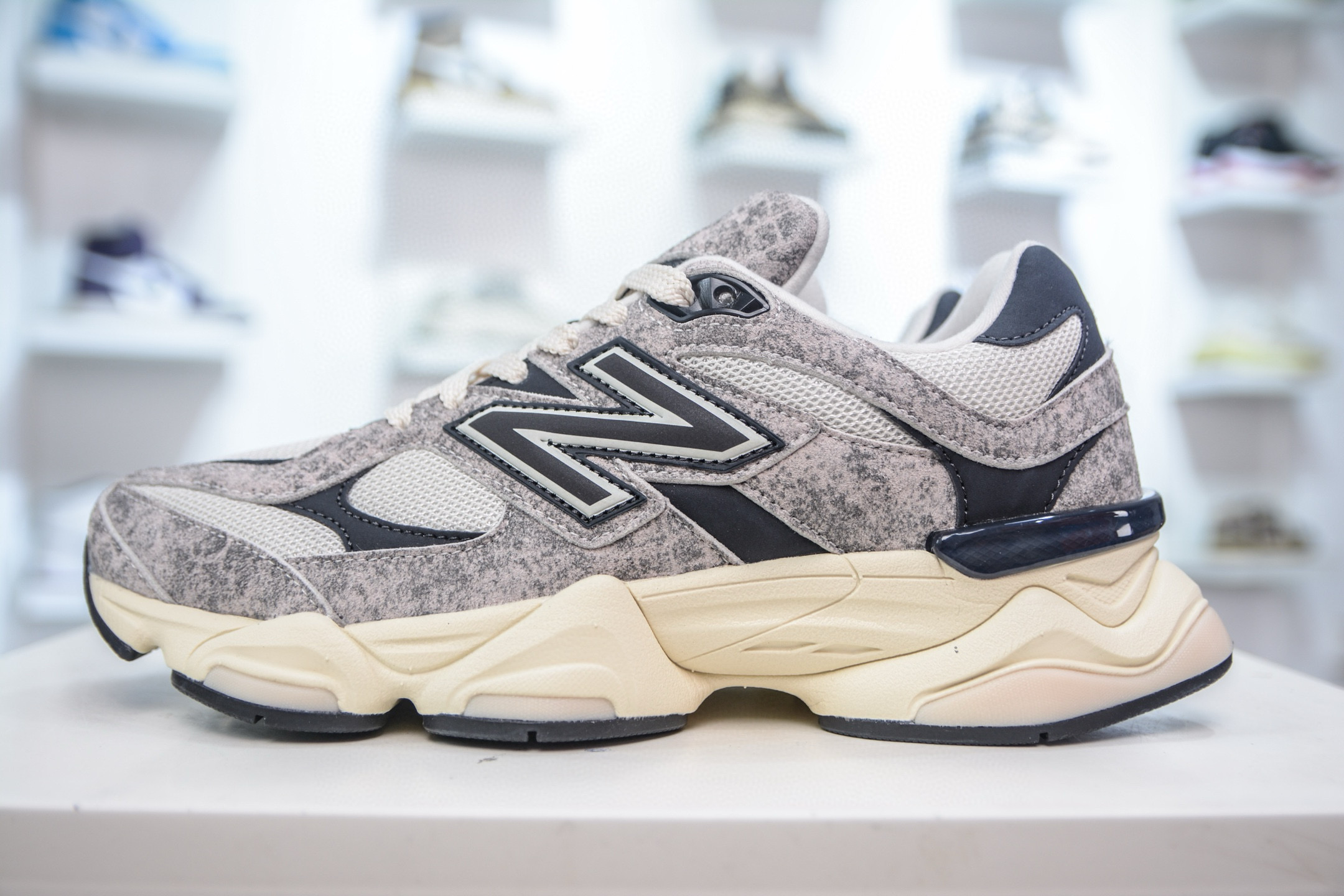 뉴발란스 9060 남녀공용 신발 운동화 스니커즈