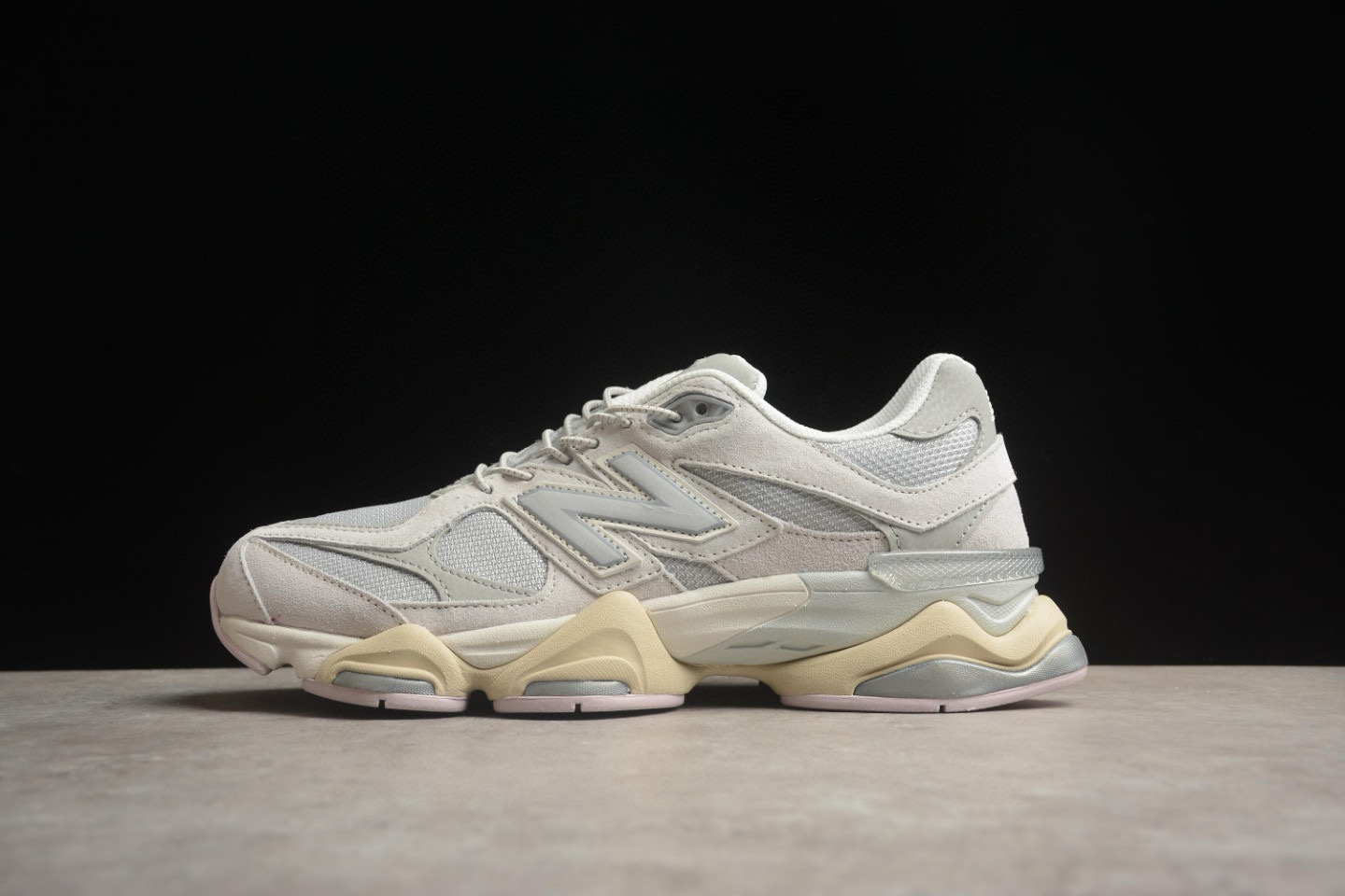 뉴발란스 9060 남녀공용 신발 운동화 스니커즈