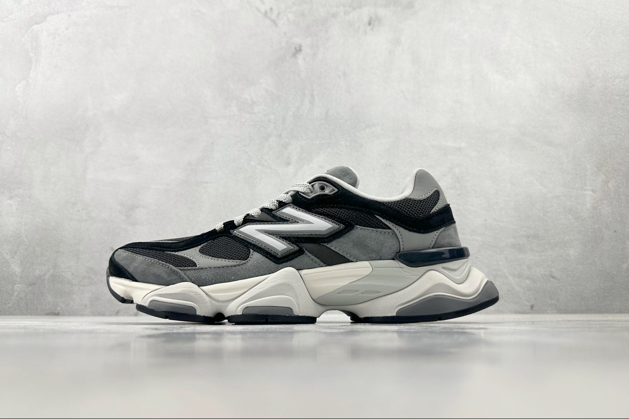 뉴발란스 9060 남녀공용 신발 운동화 스니커즈