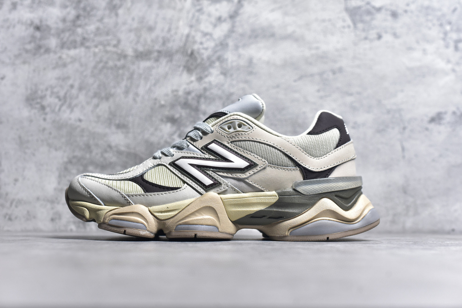 뉴발란스 9060 남녀공용 신발 운동화 스니커즈