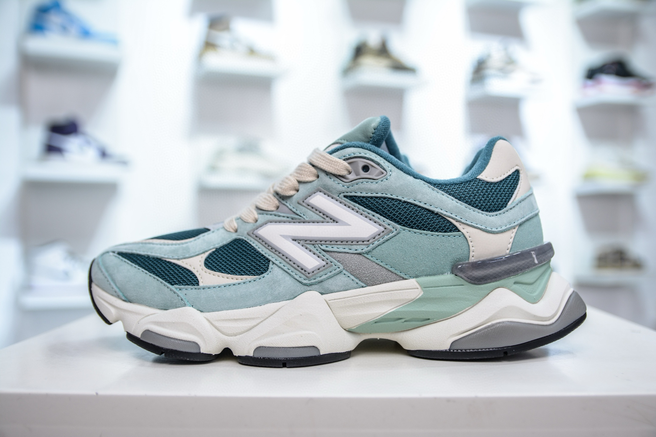 뉴발란스 9060 남녀공용 신발 운동화 스니커즈