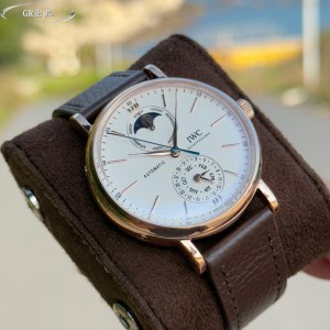 IWC 아이더블유씨 4칼라 359001 미러급 남자시계