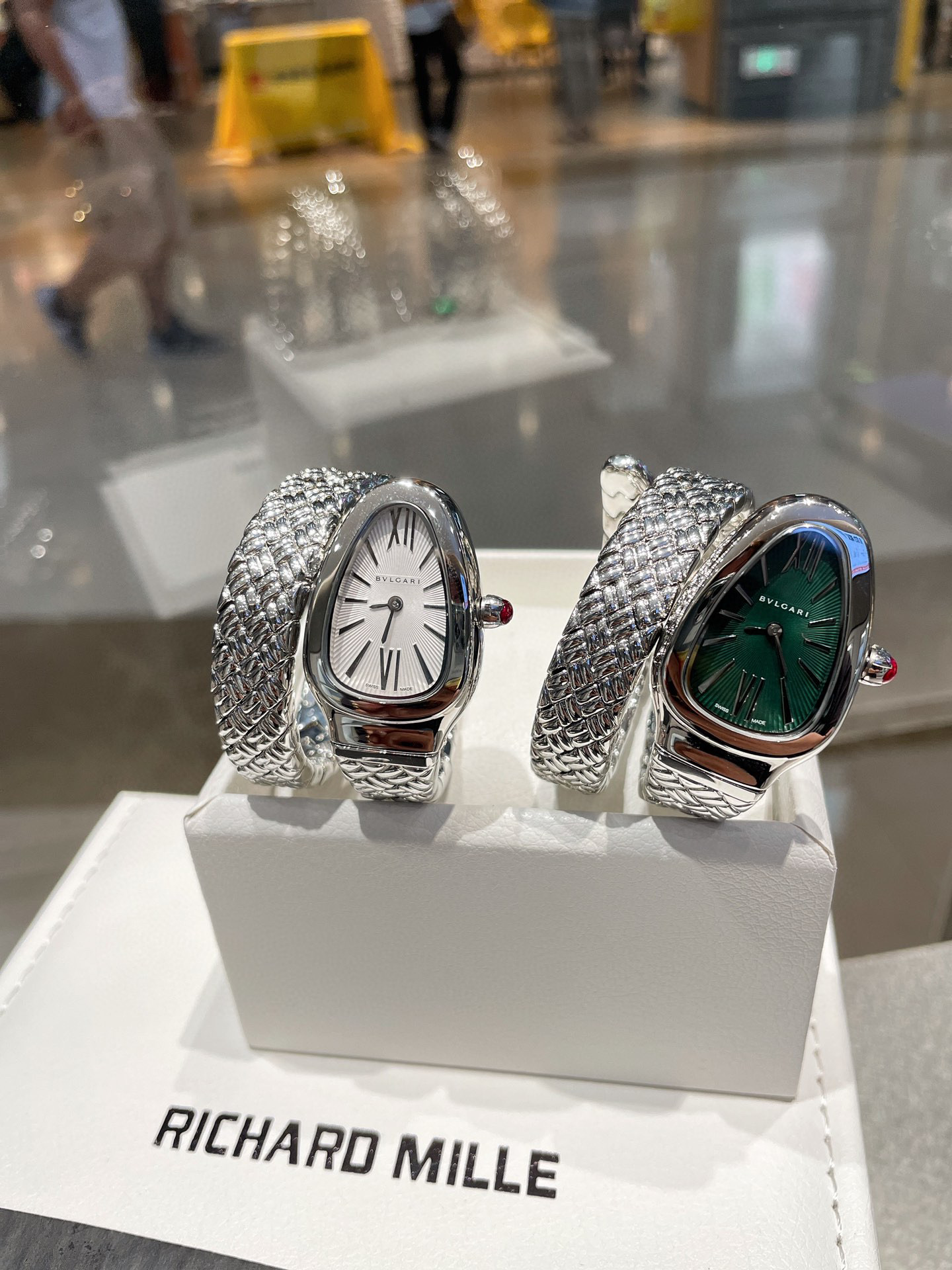 불가리 2칼라 미러급 여자시계