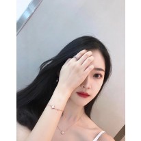 반클리프앤아펠 목걸이
