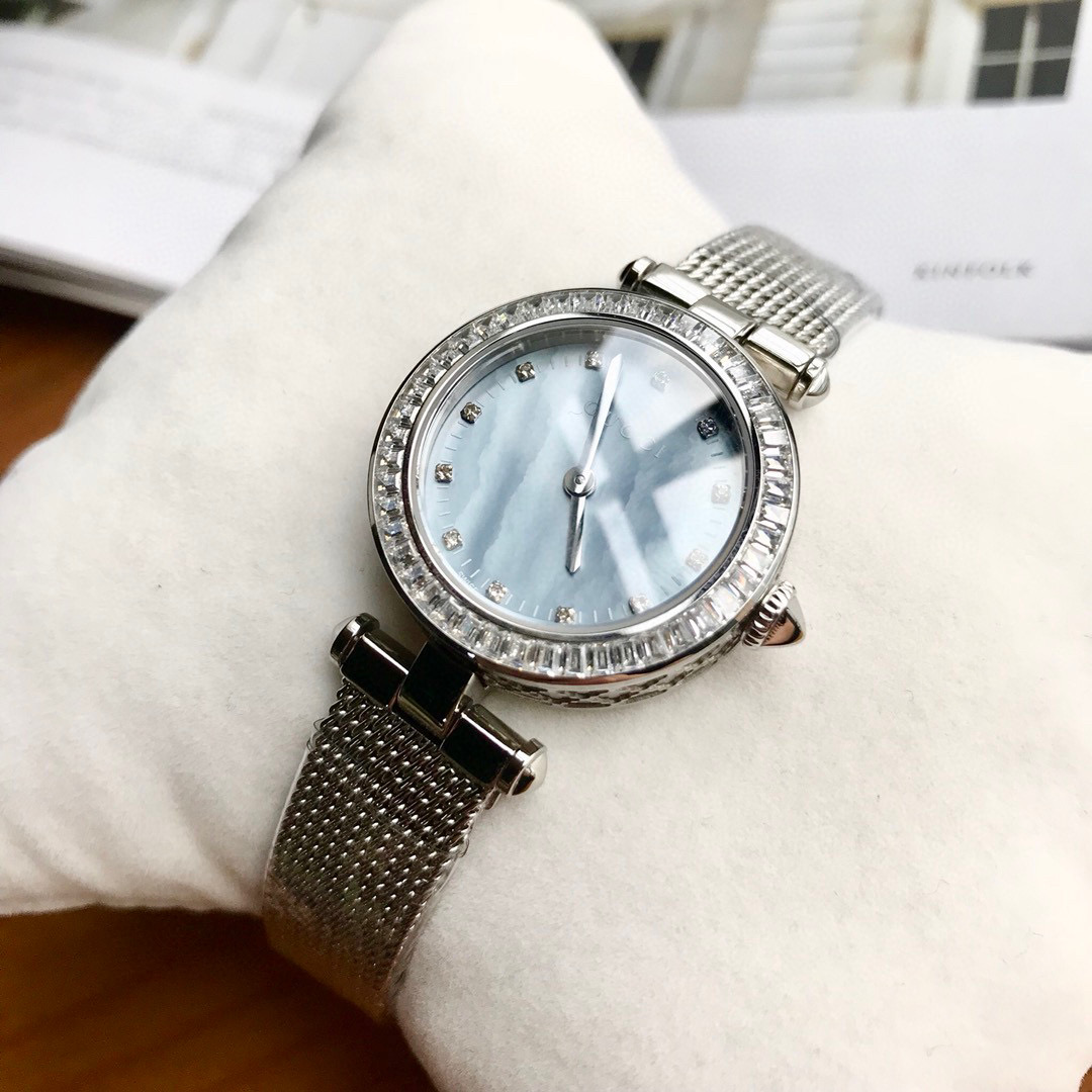 구찌 여자 시계