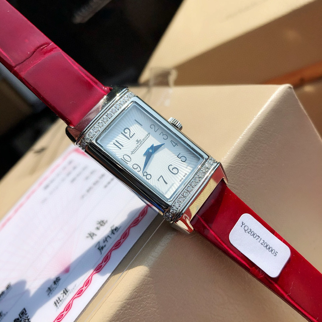 예거 르쿨트르  여자 미러급 시계