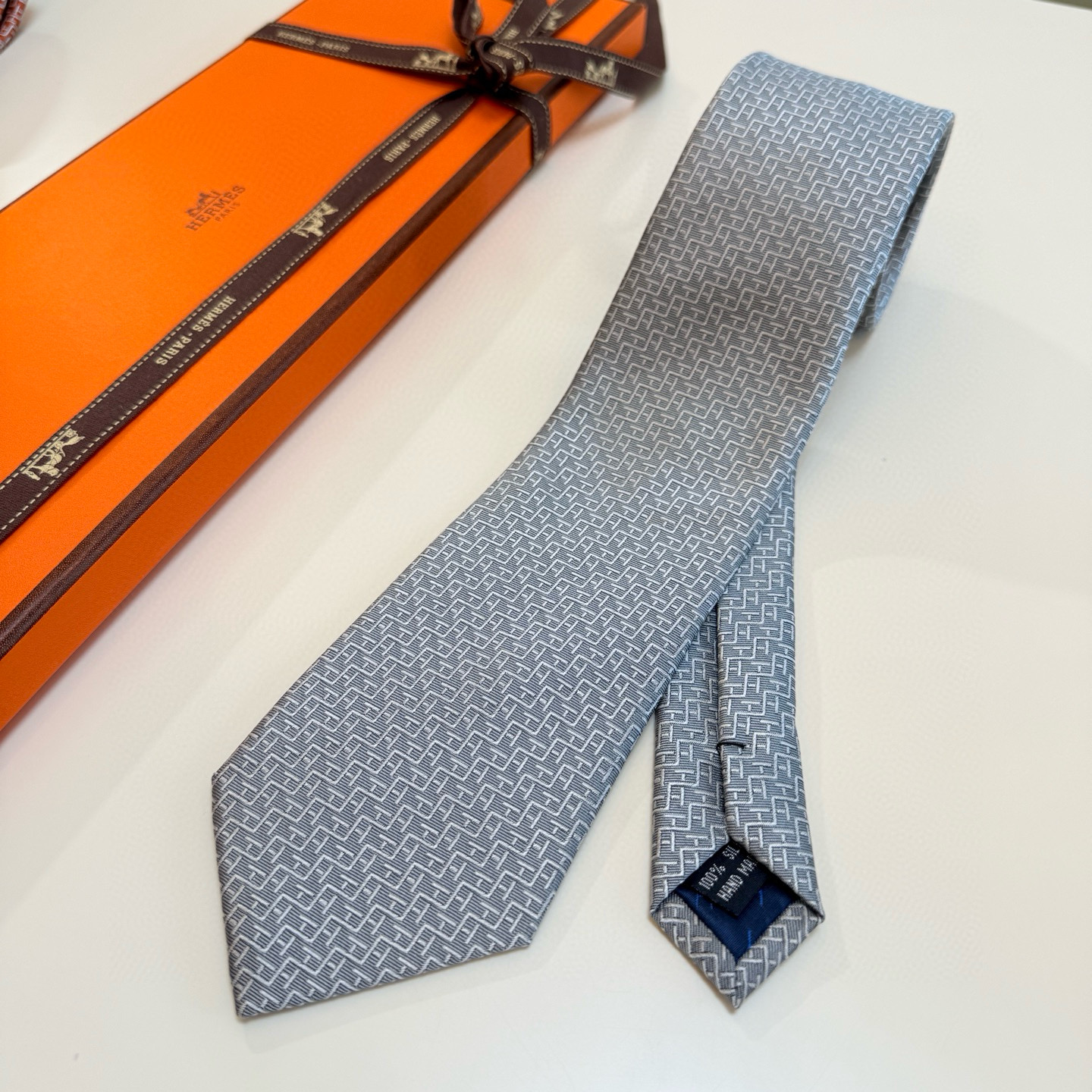에르메스 넥타이