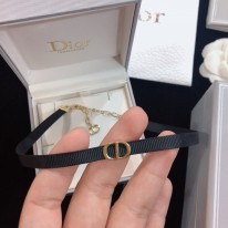 디올 목걸이
