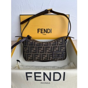 펜디 여자가방 8105