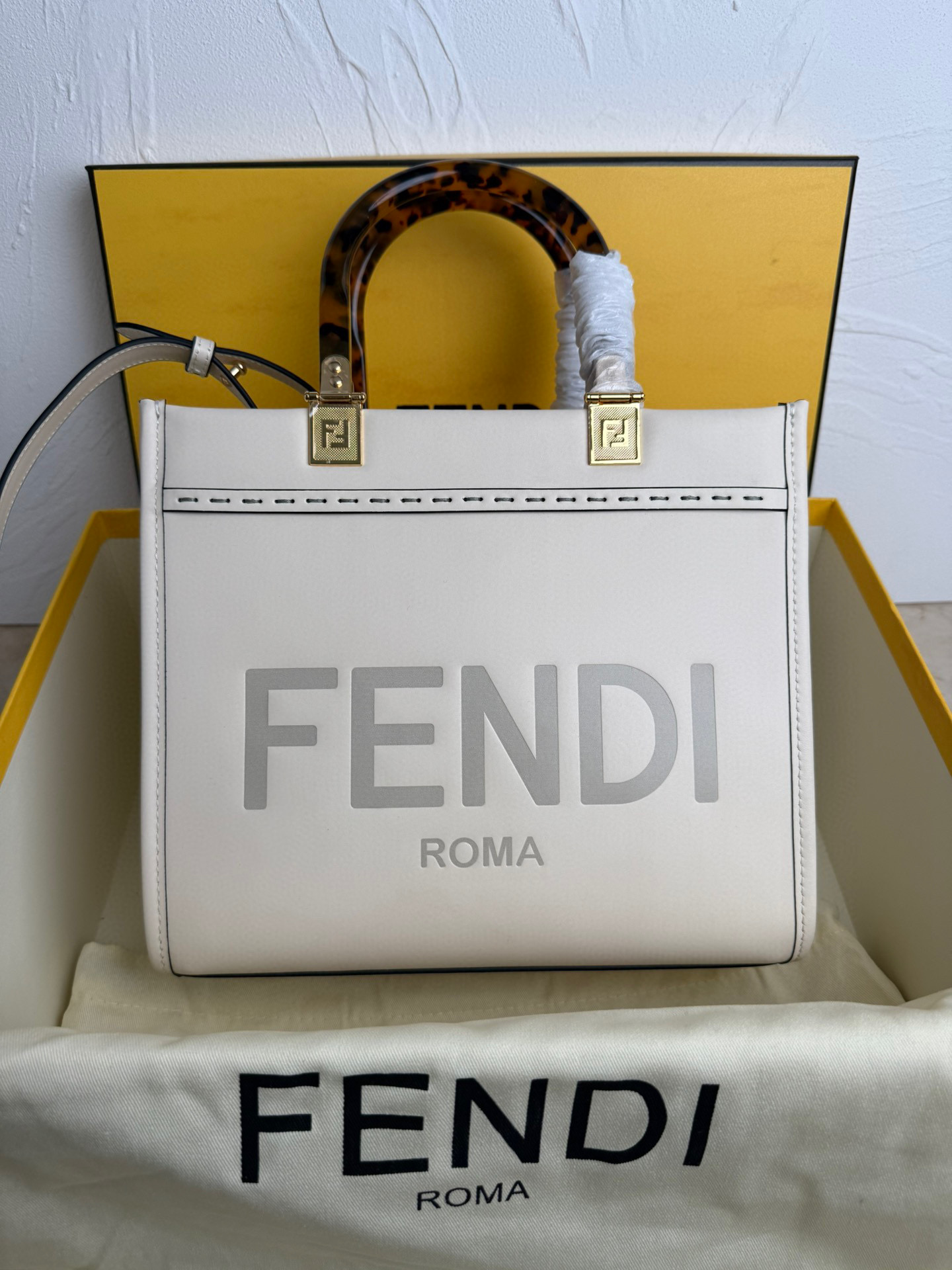 펜디 여자가방 8001