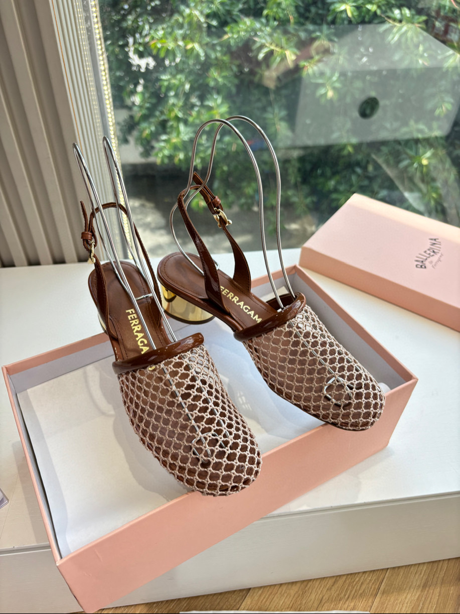 페라가모 여자 신발 구두