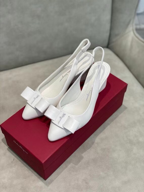 페라가모 여자 신발 구두