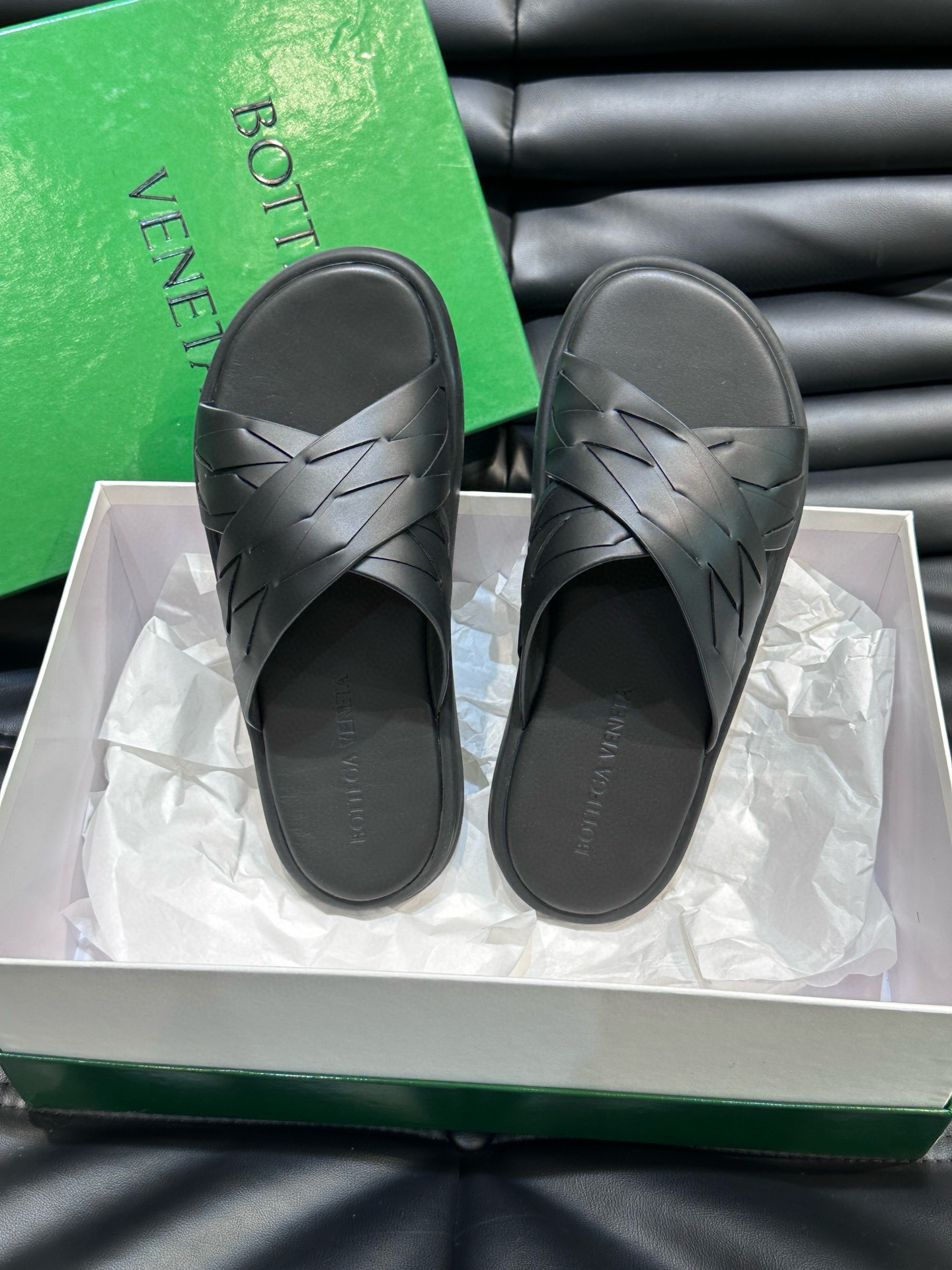 보테가베네타 남자 슬리퍼