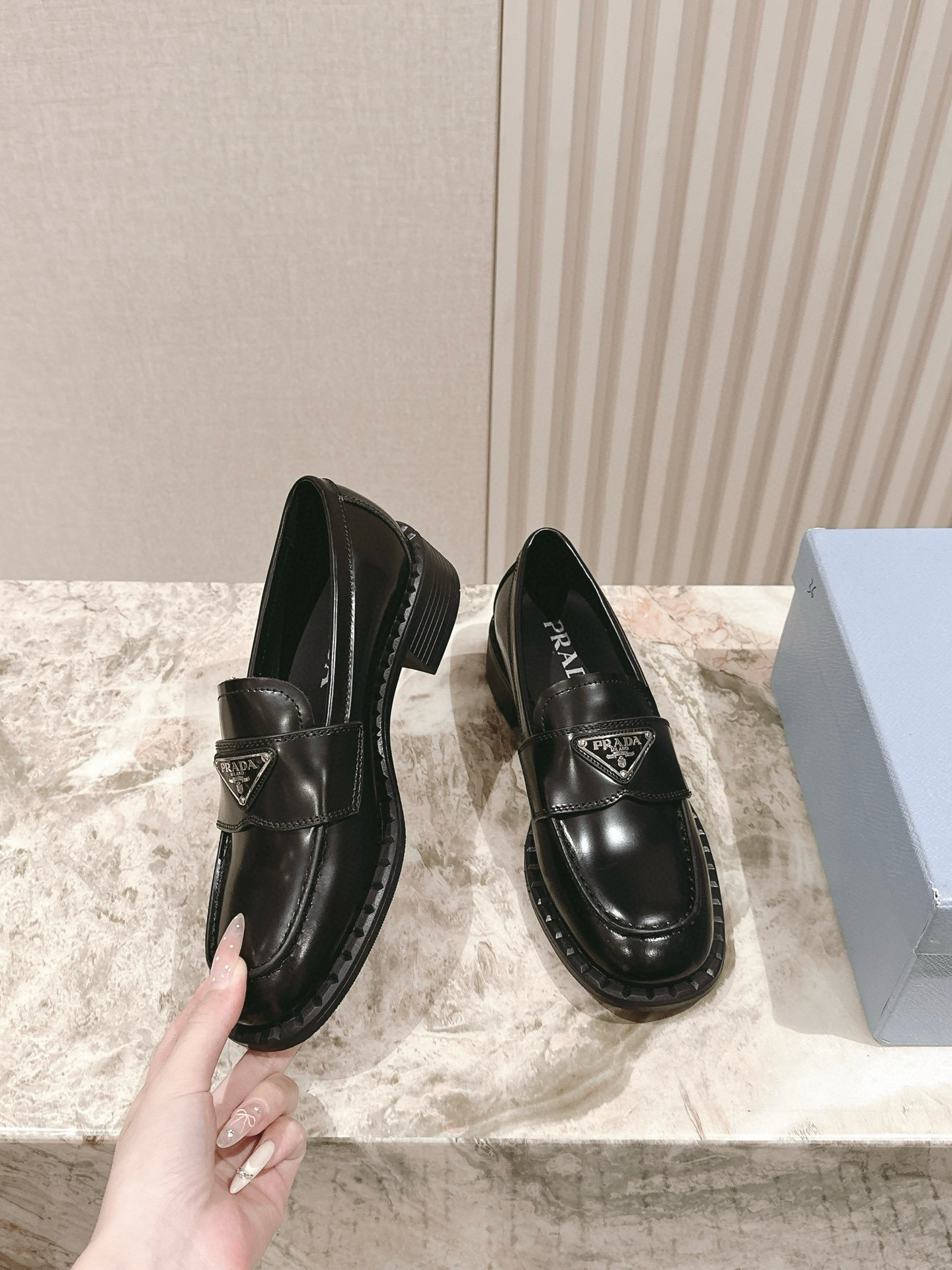 프라다 4cm 여자 신발 구두