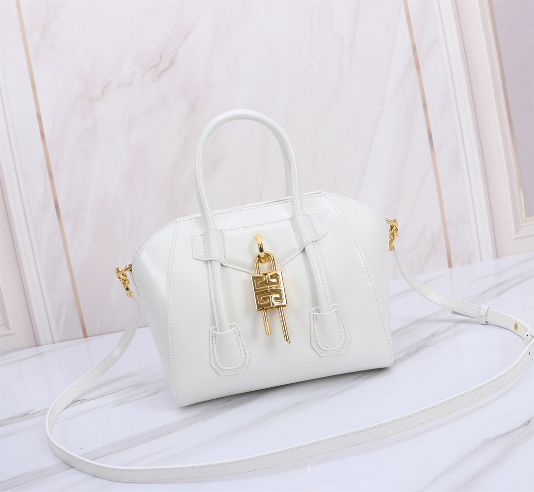 지방시 여자가방