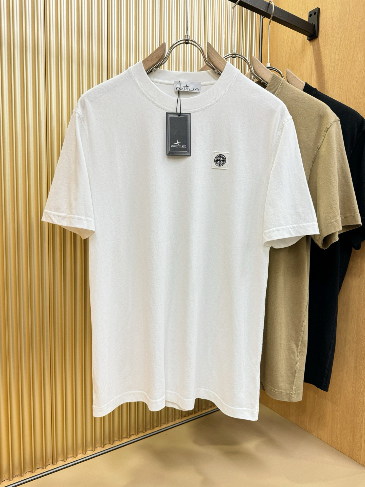 스톤아일랜드 반팔티