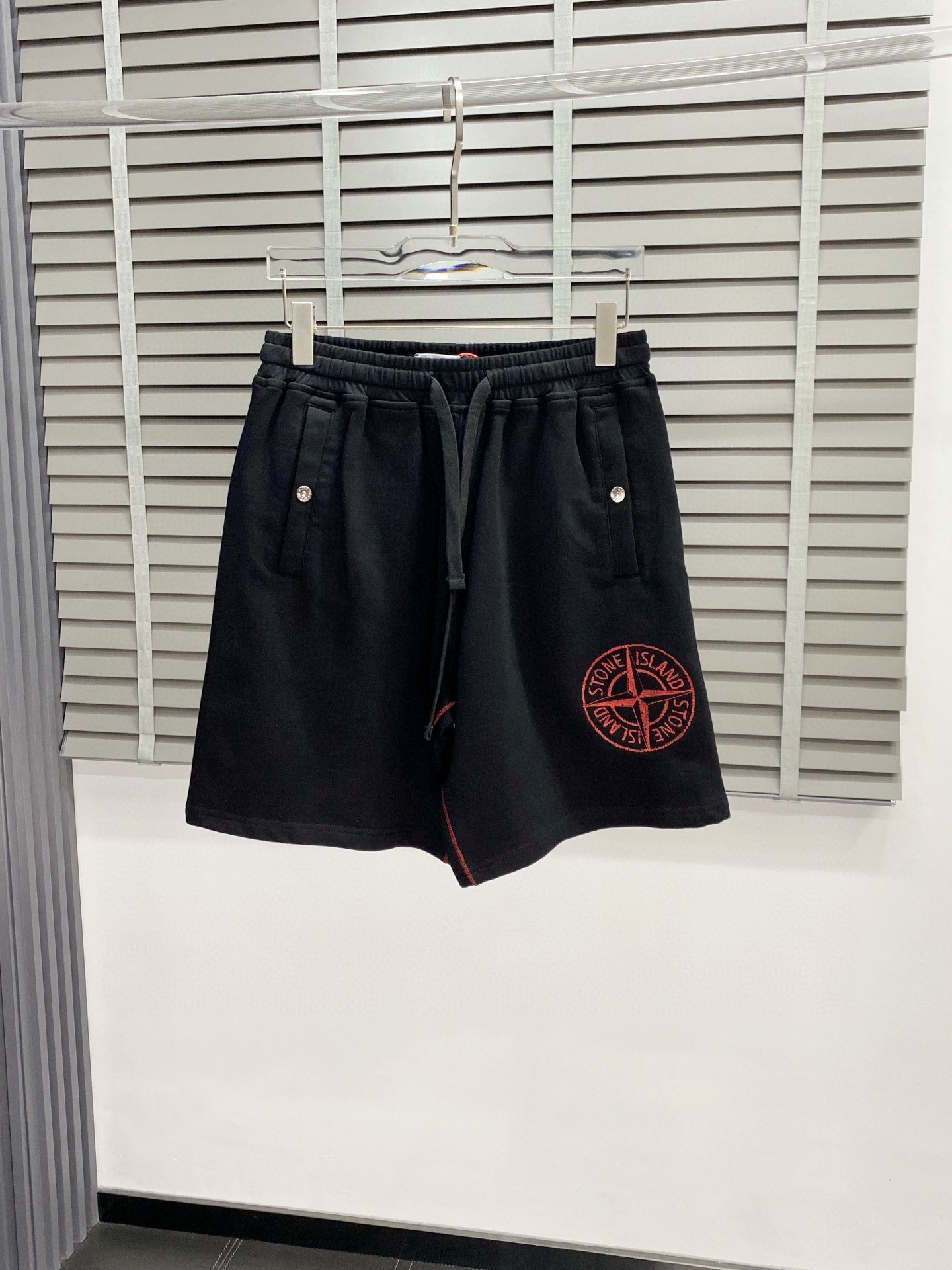 스톤아일랜드 반바지