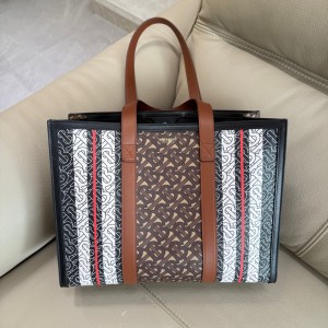 버버리  여자가방