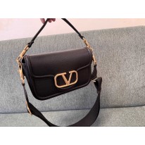 발렌티노 가라바니  여자가방 2046