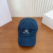 로로피아나 모자