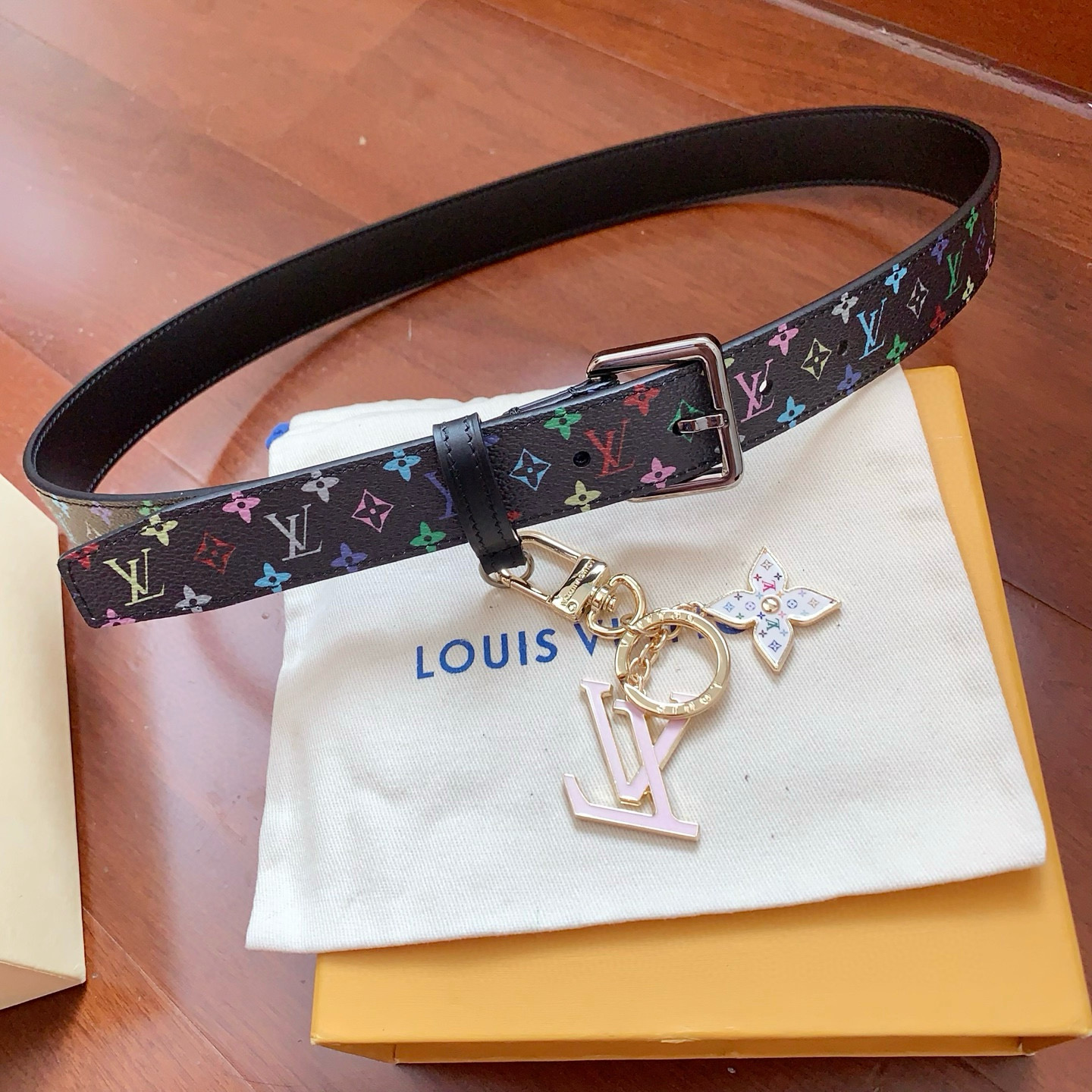 루이비통 여자 벨트