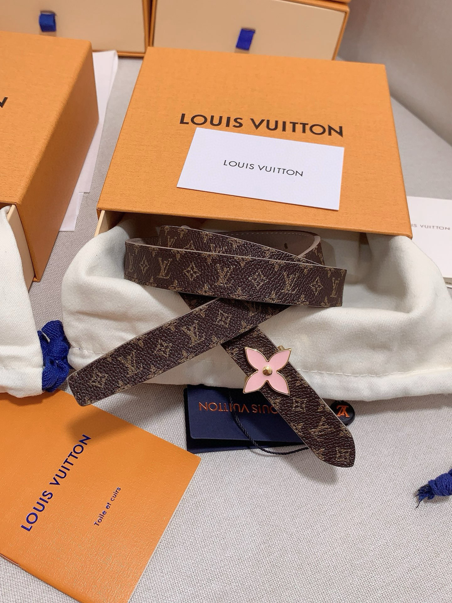 루이비통 여자 벨트