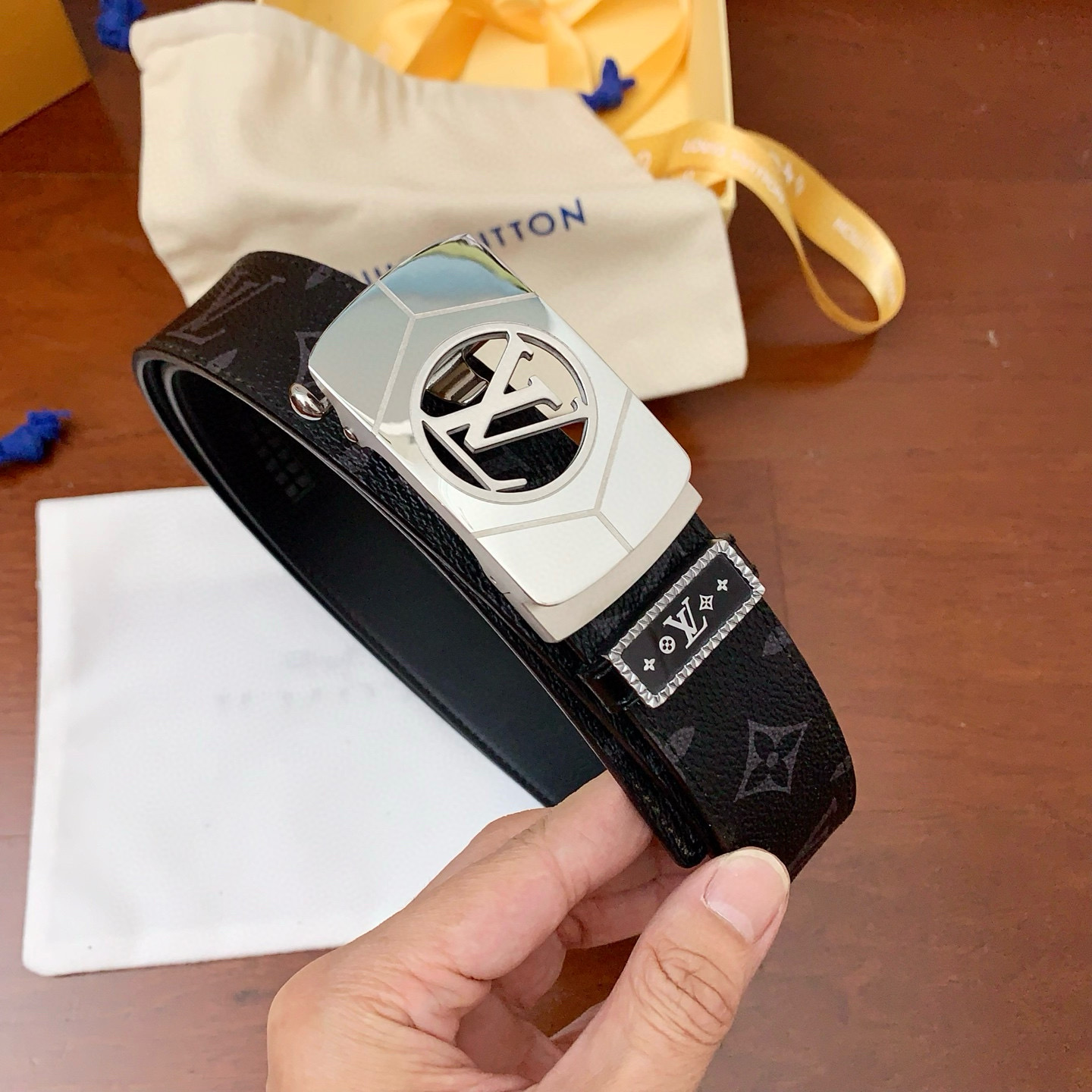 루이비통 남자 벨트