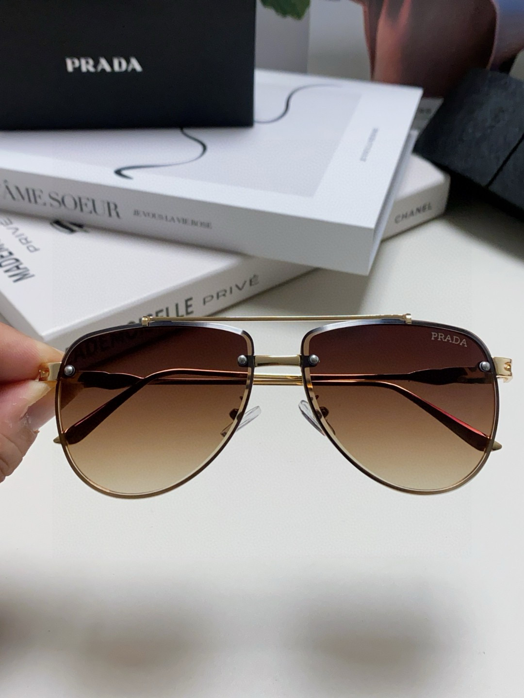 프라다 선글라스