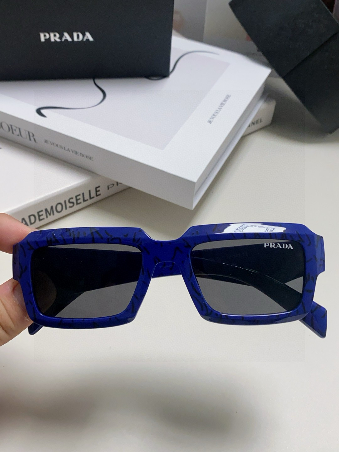 프라다 선글라스