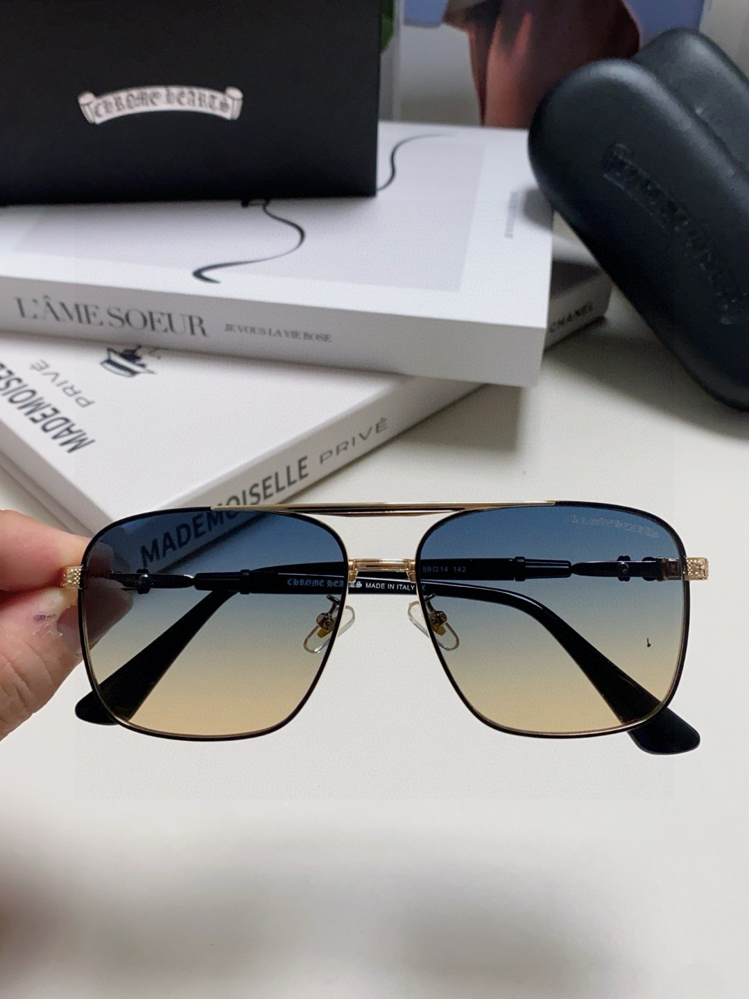 크롬하츠 선글라스