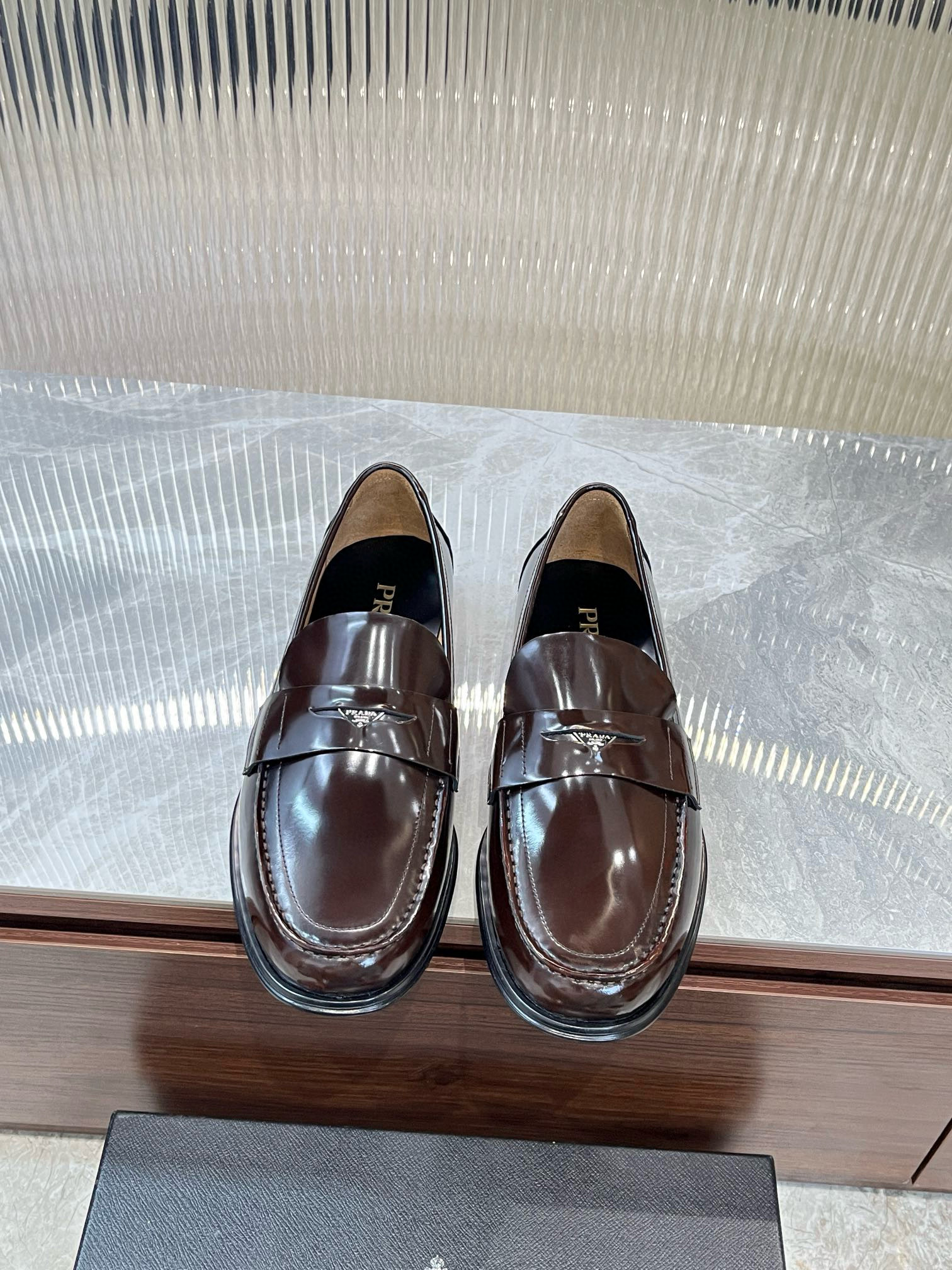 프라다 남자 구두