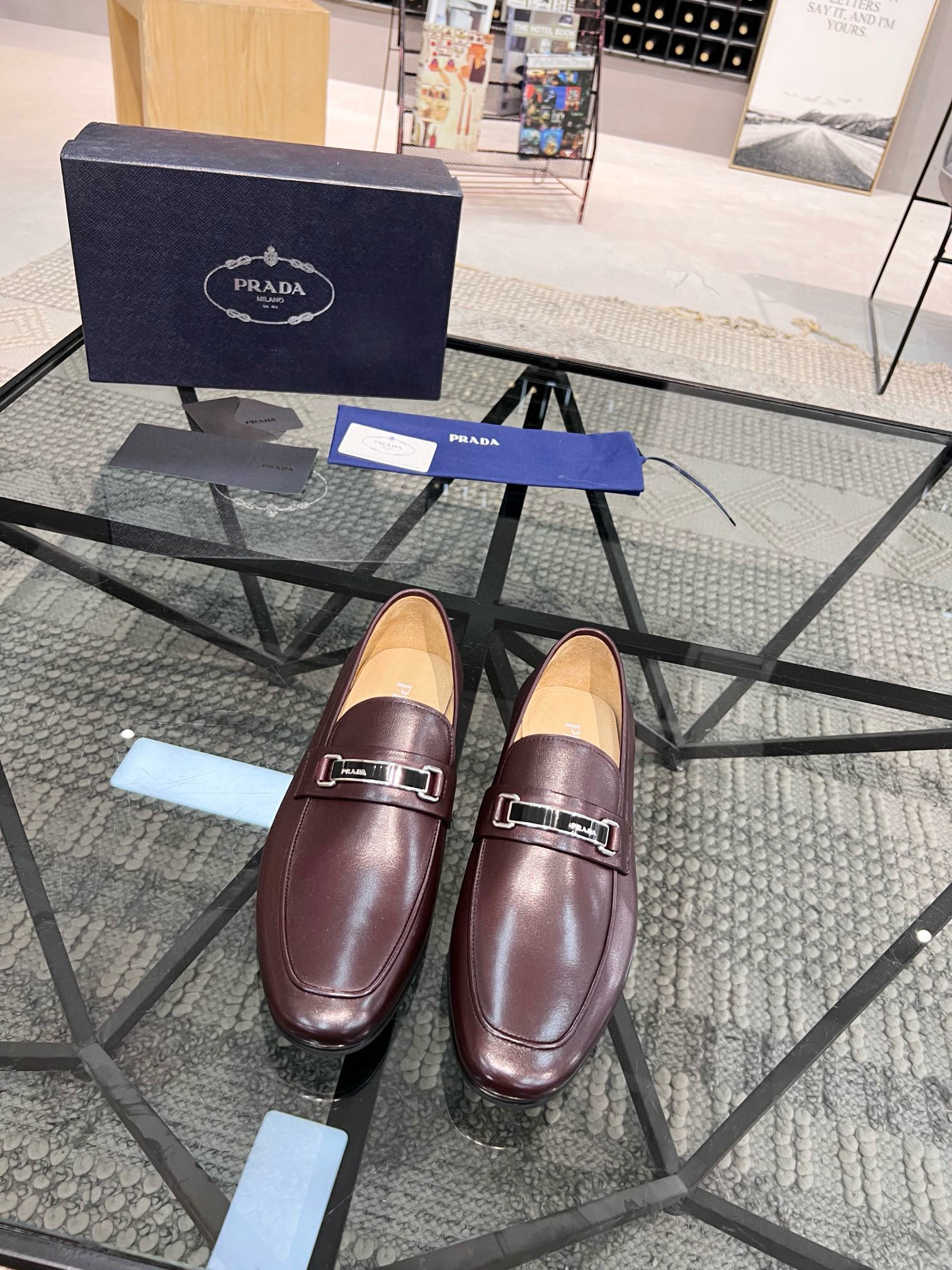 프라다 남자 구두