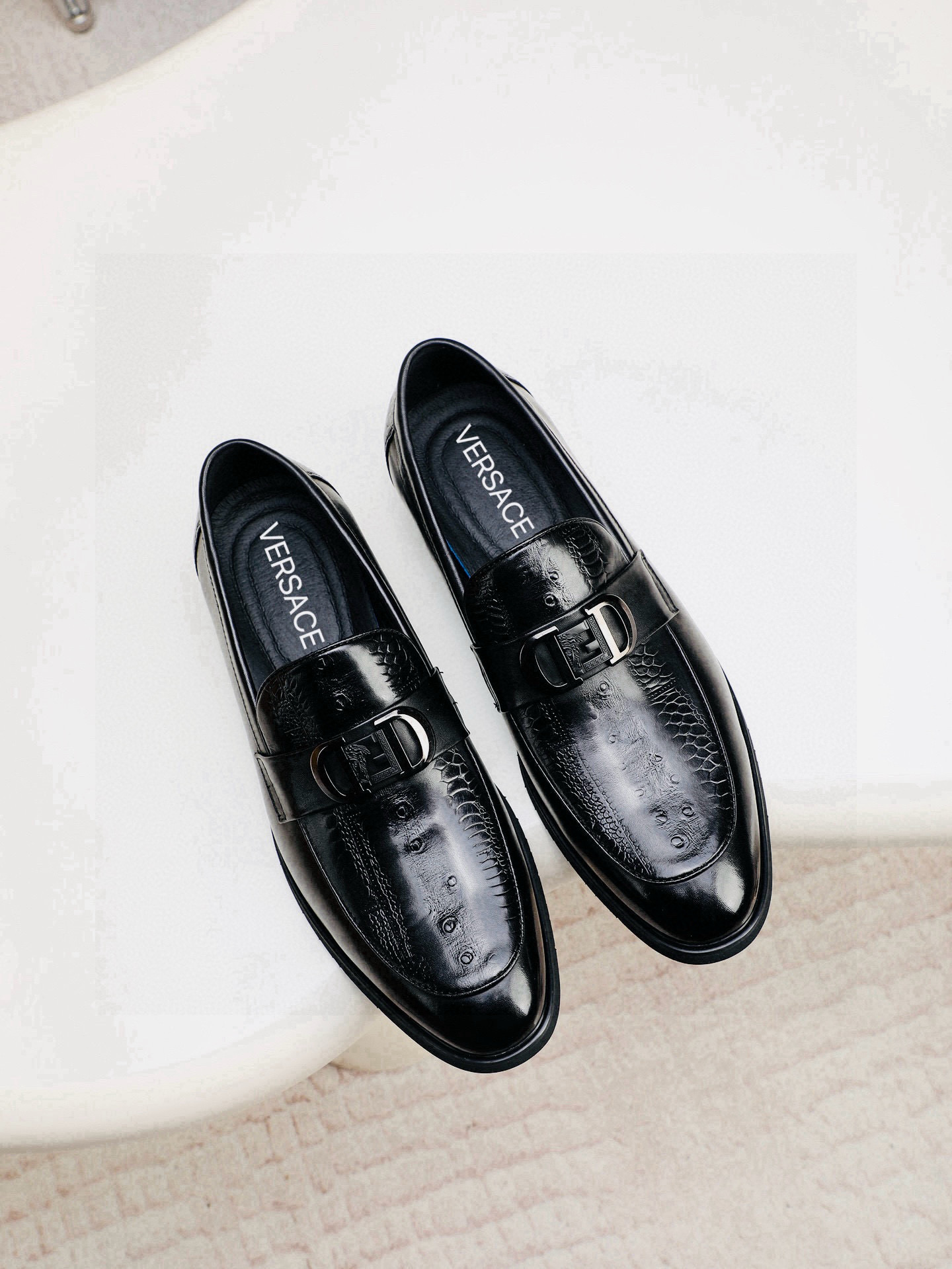 베르사체 남자 구두